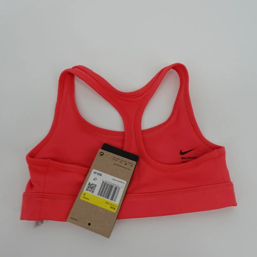 Nike swoosh dri